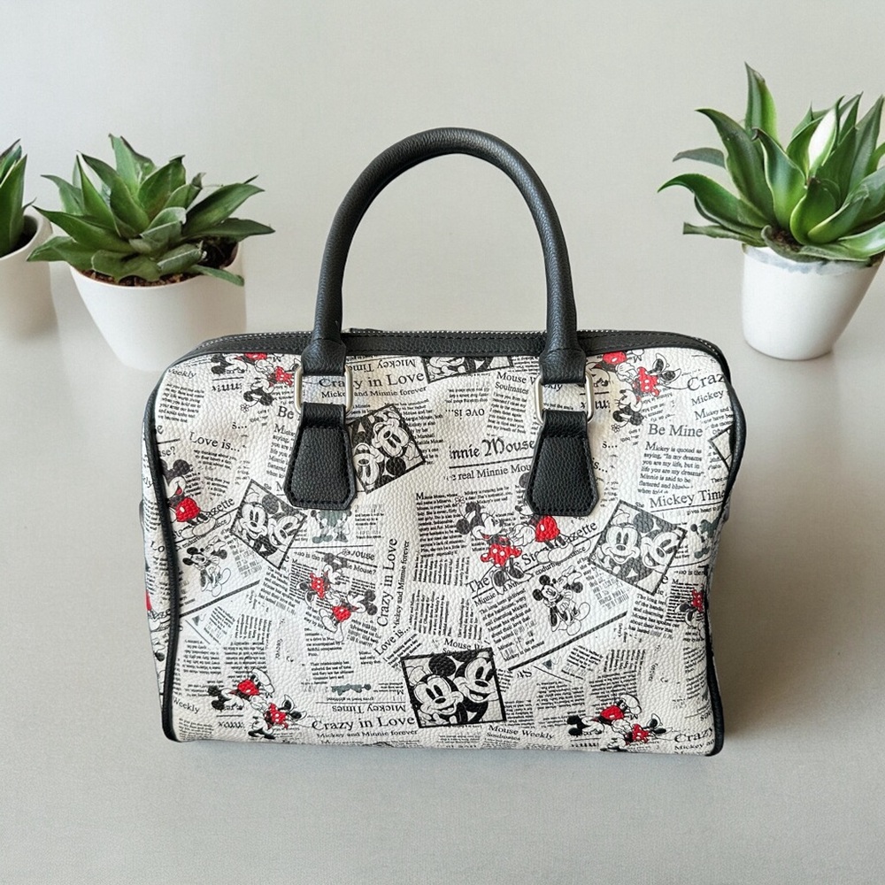 Disney Handbag W/wallet